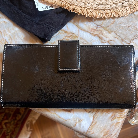 Gucci black shiny wallet - Picture 3 of 9